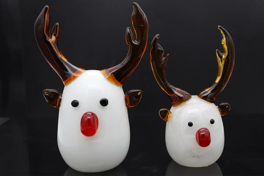 Characters & Figurines