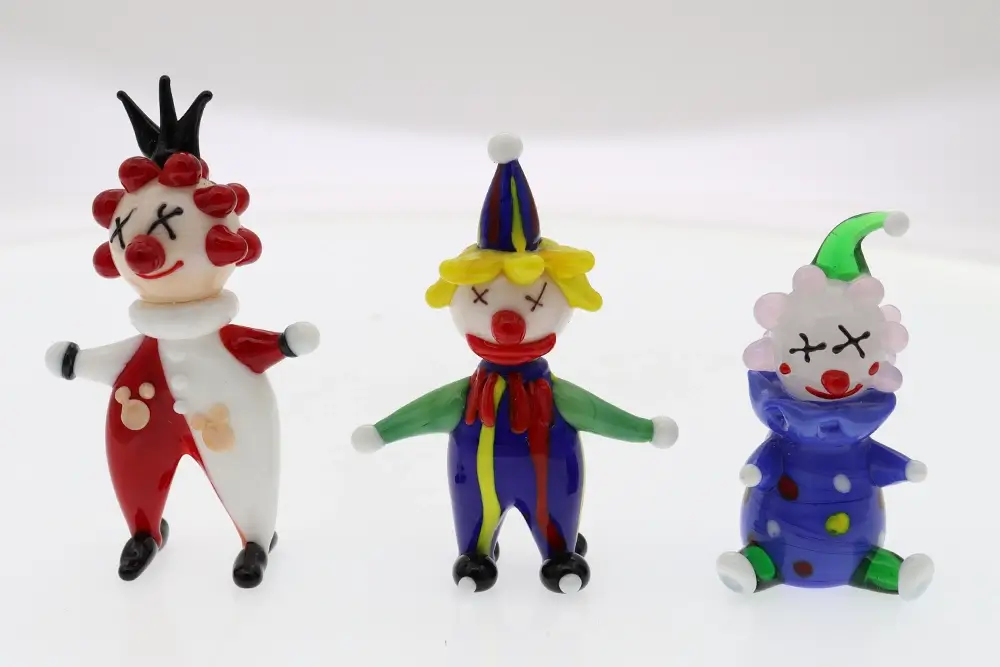 Characters & Figurines