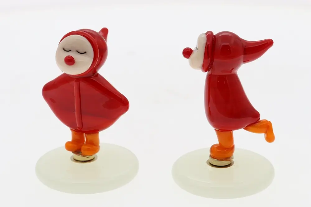 Characters & Figurines